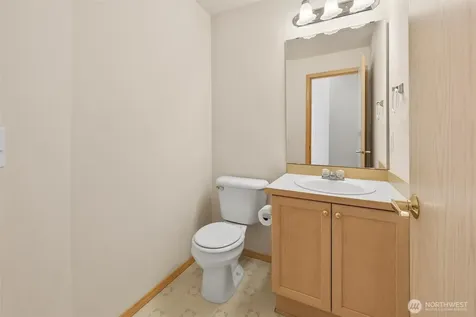 20532 121st Way SE Kent WA 98031