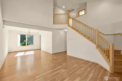 20532 121st Way SE Kent WA 98031