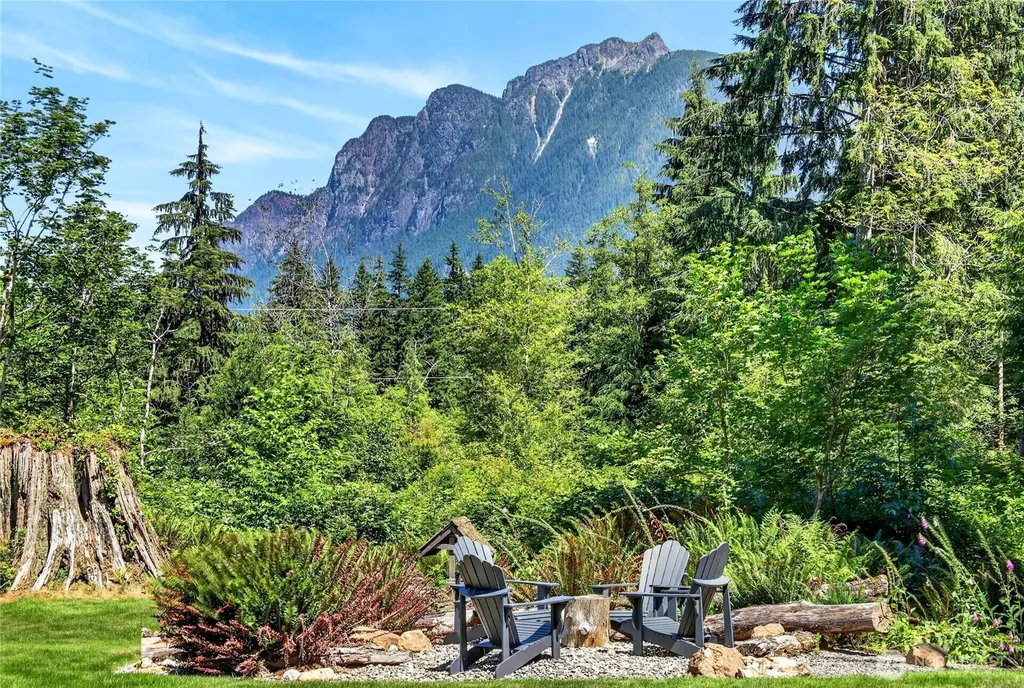 15102 Reserve Drive SE North Bend WA 98045