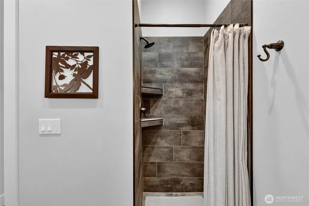 15102 Reserve Drive SE North Bend WA 98045