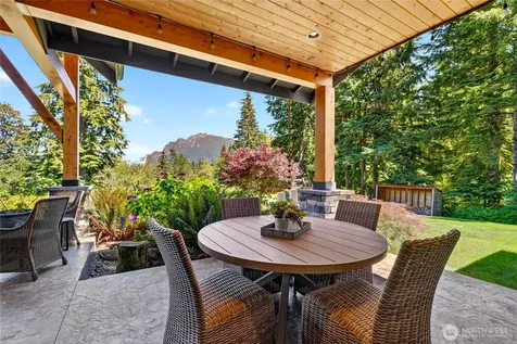 15102 Reserve Drive SE North Bend WA 98045
