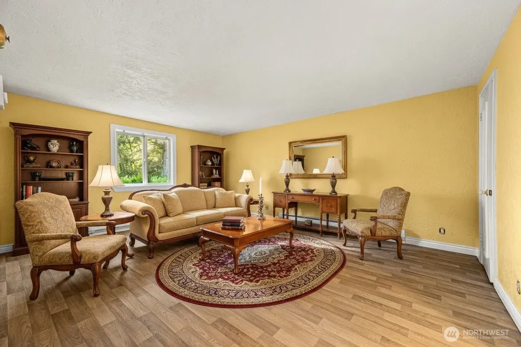 6409 Rosedale Street NW Gig Harbor WA 98335