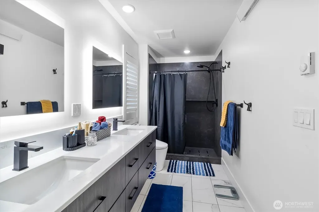 212 Riverwalk Drive Lynden WA 98264