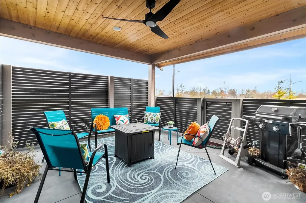 212 Riverwalk Drive Lynden WA 98264