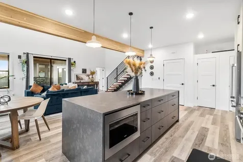 212 Riverwalk Drive Lynden WA 98264