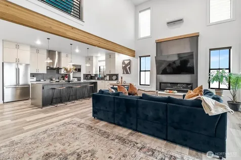 212 Riverwalk Drive Lynden WA 98264