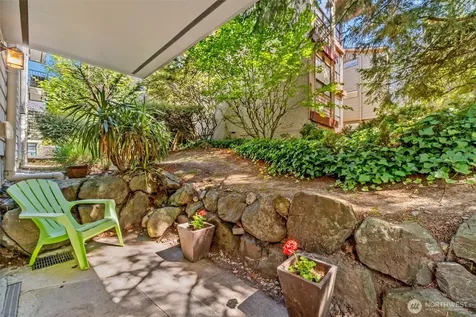 5912 California Avenue SW Seattle WA 98136