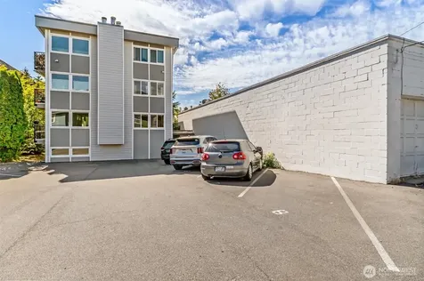 5912 California Avenue SW Seattle WA 98136