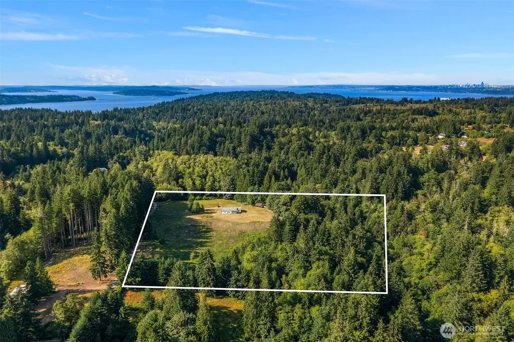 16010 109th Ave SW Vashon WA 98070