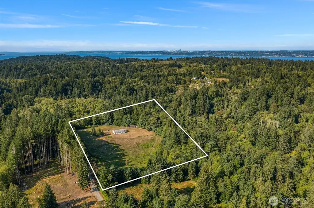 16010 109th Ave SW Vashon WA 98070