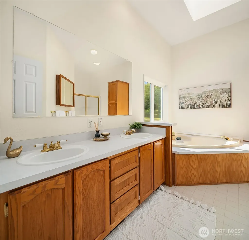 16010 109th Ave SW Vashon WA 98070