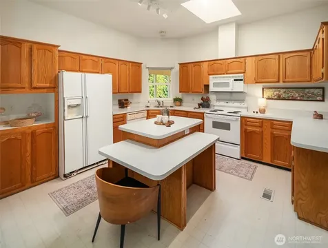 16010 109th Ave SW Vashon WA 98070
