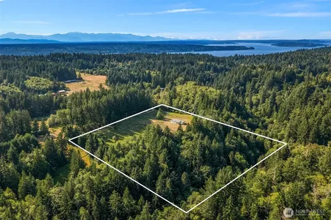 16010 109th Ave SW Vashon WA 98070