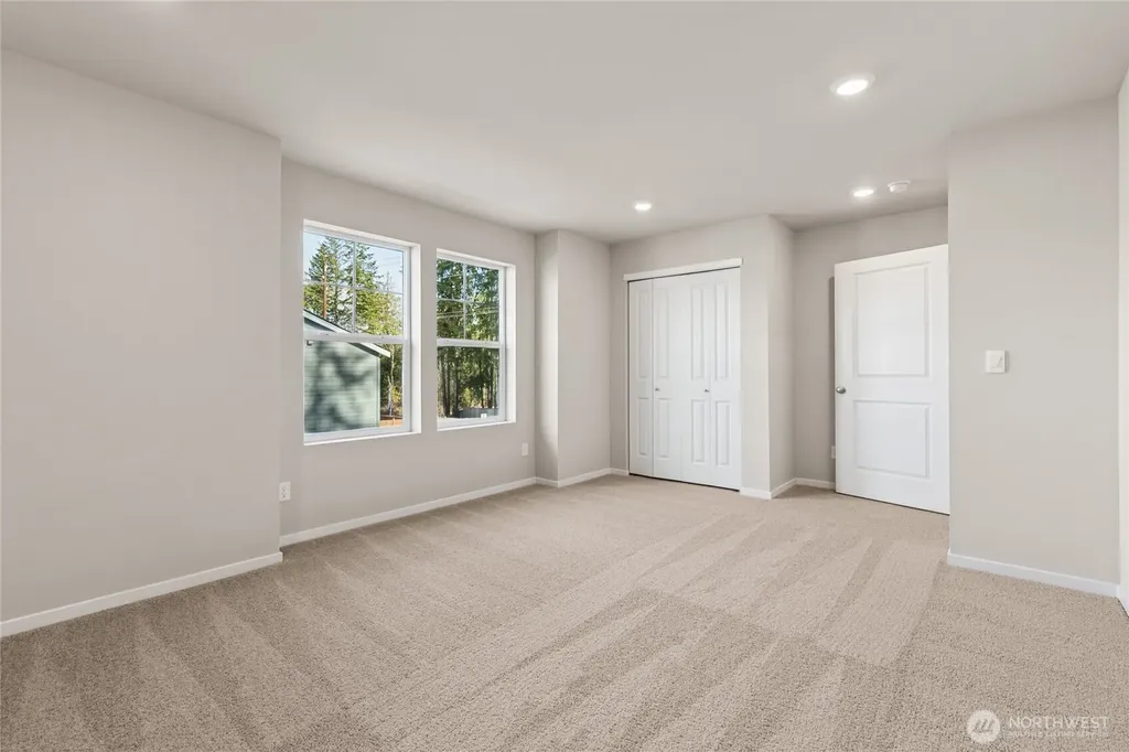1600 Fiona Street NE Lacey WA 98516