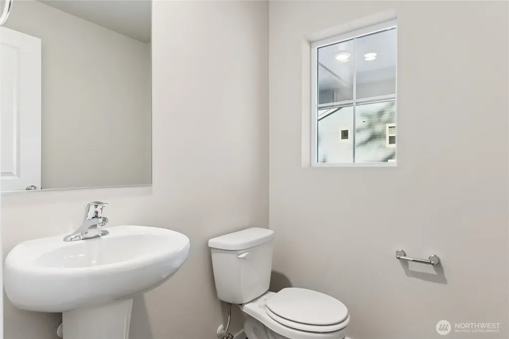 1600 Fiona Street NE Lacey WA 98516