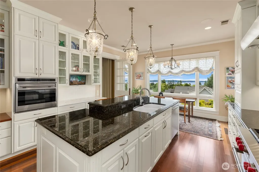 1107 Madison Street Port Townsend WA 98368