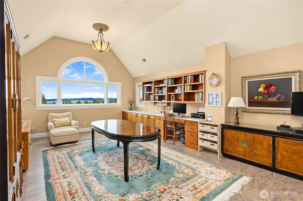 1107 Madison Street Port Townsend WA 98368