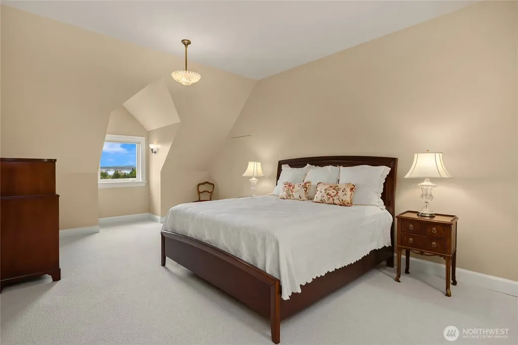 1107 Madison Street Port Townsend WA 98368
