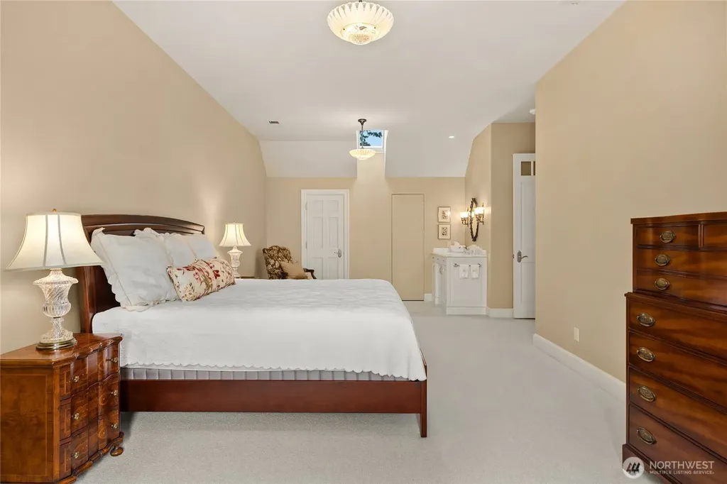 1107 Madison Street Port Townsend WA 98368