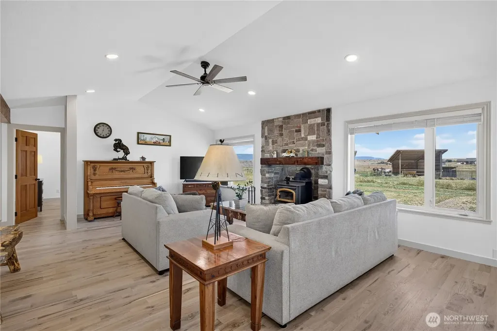 430 Back Country Drive Ellensburg WA 98926
