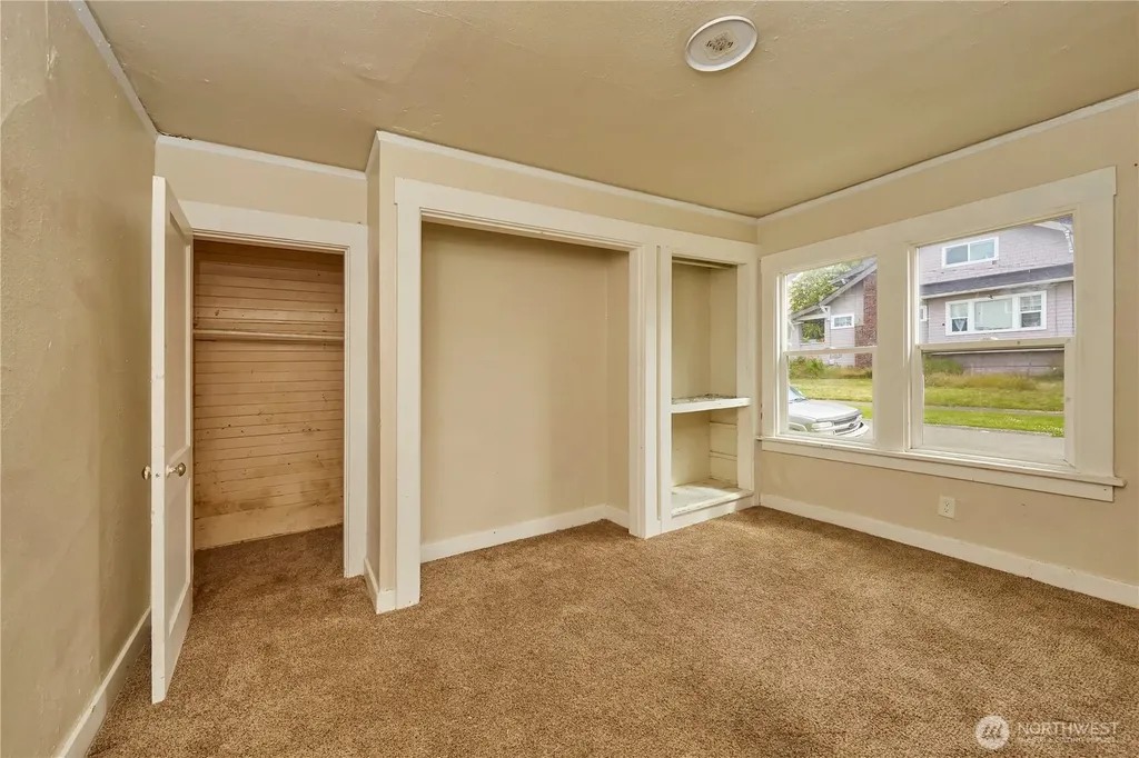 301 W 3rd Street Aberdeen WA 98520
