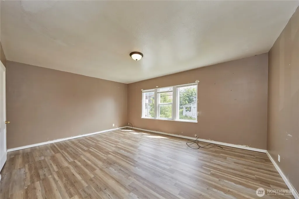 301 W 3rd Street Aberdeen WA 98520