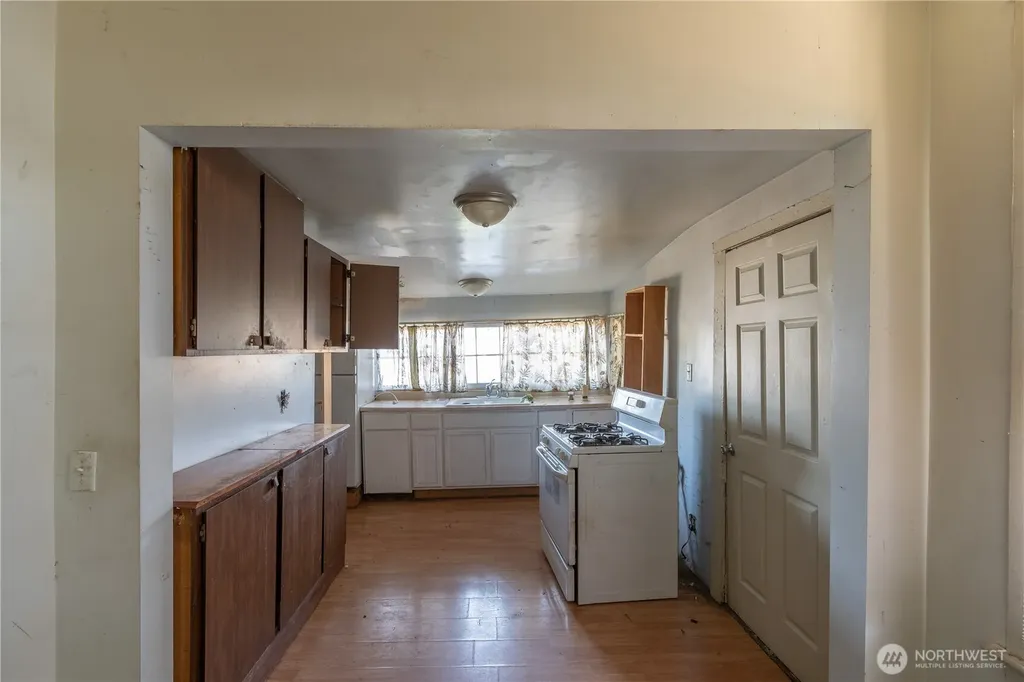 2614 S 54th Street Tacoma WA 98409