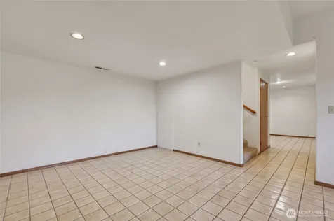 32 Thompson Lane Elma WA 98541