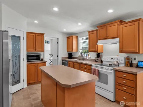 15114 84th Street NE Lake Stevens WA 98258