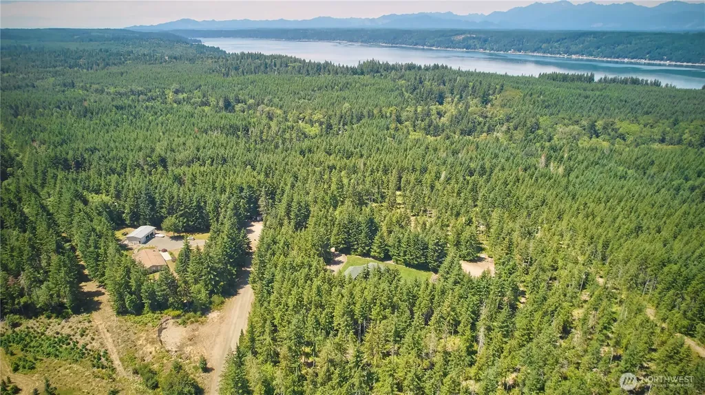 500 E Morris Creek Drive Belfair WA 98528