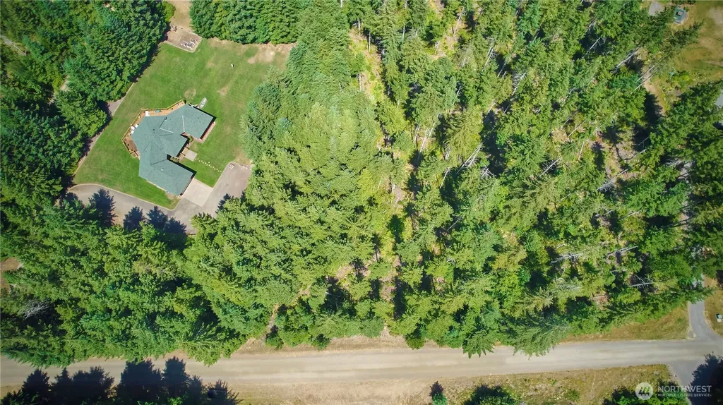 500 E Morris Creek Drive Belfair WA 98528