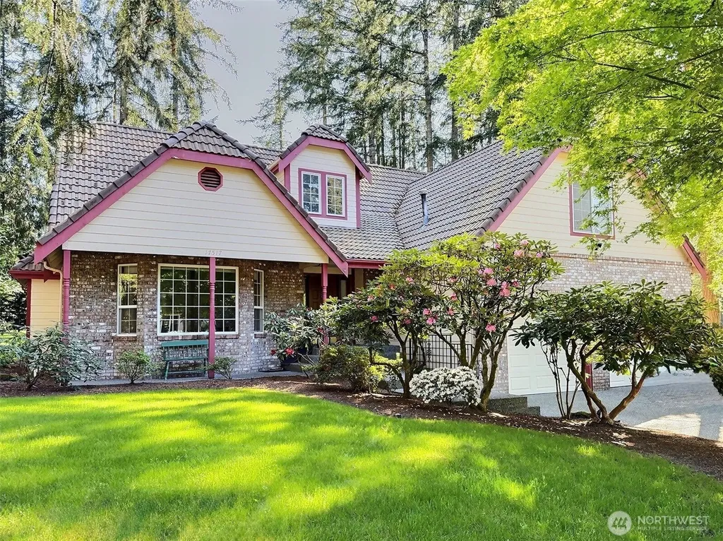 17517 SE 293rd Place Kent WA 98042