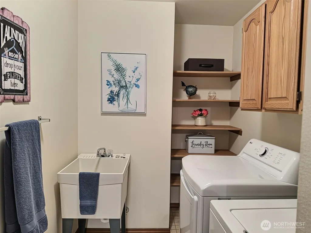 17517 SE 293rd Place Kent WA 98042