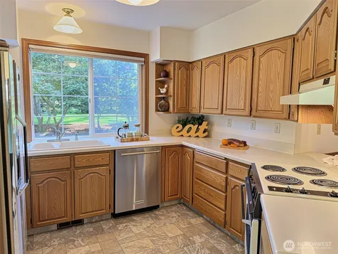 17517 SE 293rd Place Kent WA 98042