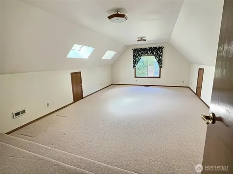 17517 SE 293rd Place Kent WA 98042
