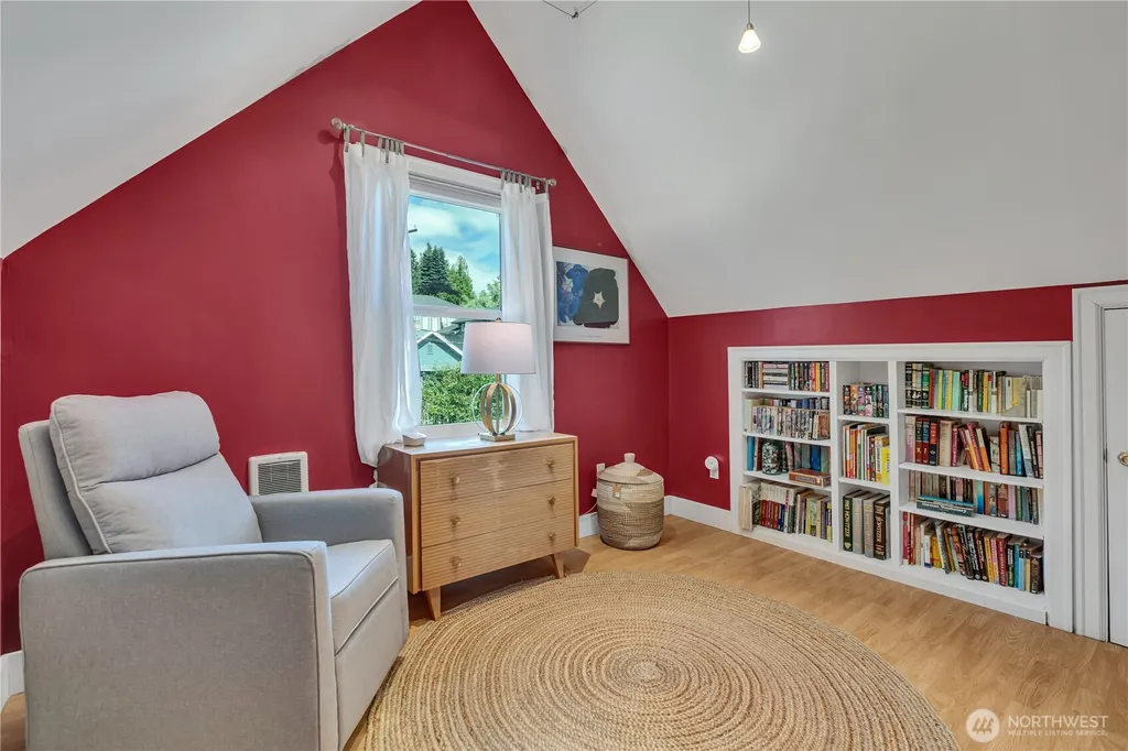 324 Stevens Avenue SW Renton WA 98057