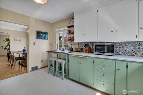 324 Stevens Avenue SW Renton WA 98057