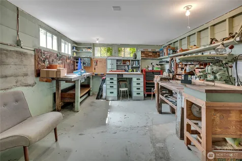 324 Stevens Avenue SW Renton WA 98057