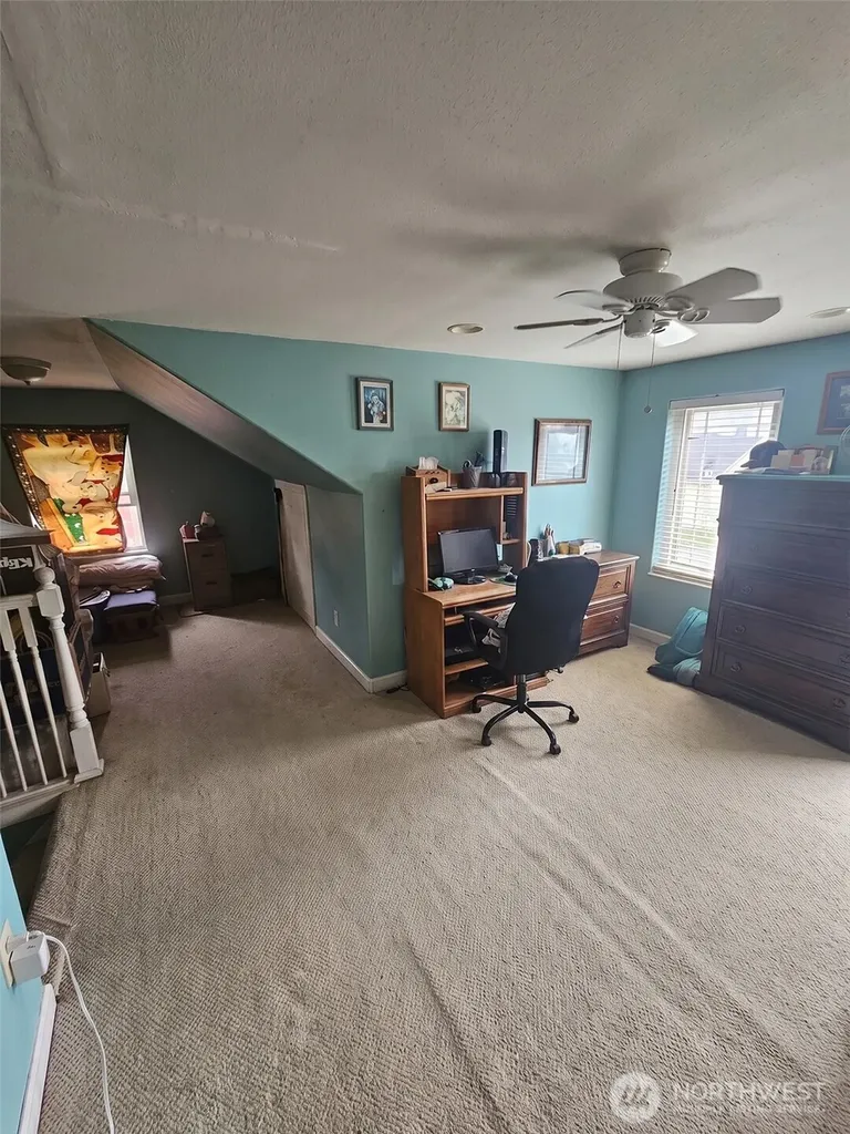 512 S Michigan Street Aberdeen WA 98520