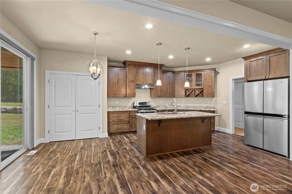 36221 86th Avenue Ct E Eatonville WA 98328