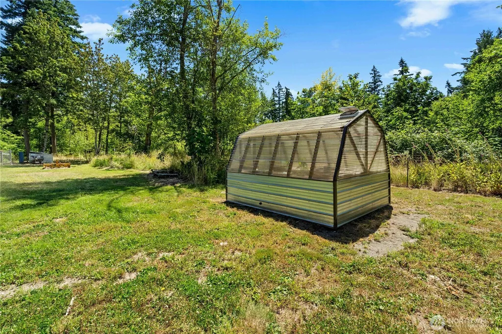 36221 86th Avenue Ct E Eatonville WA 98328