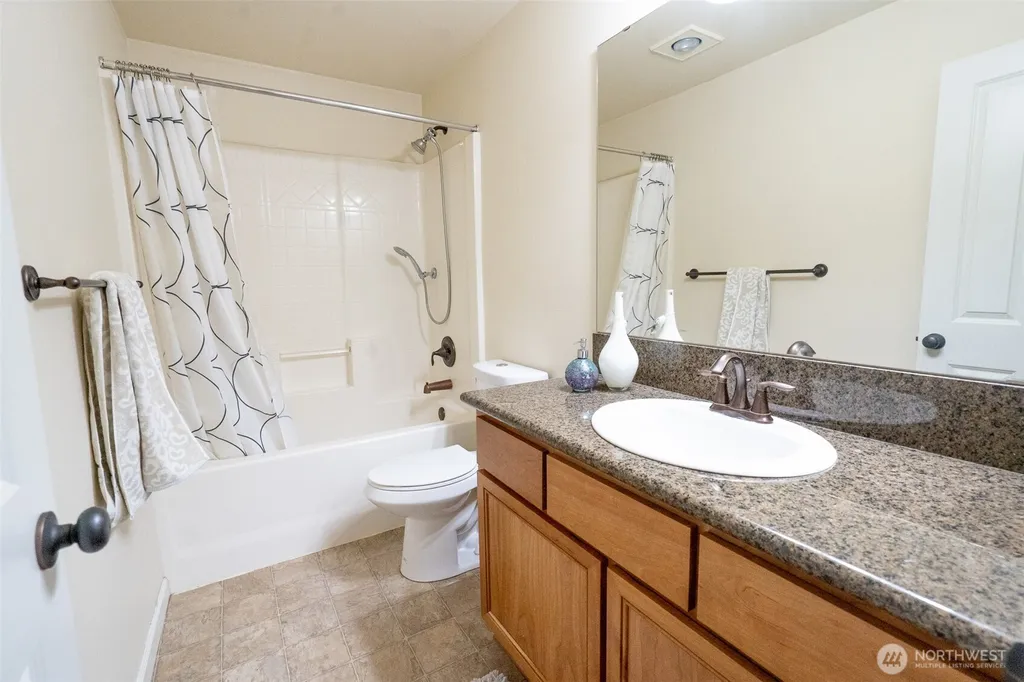 10727 SE 242nd Street Kent WA 98030