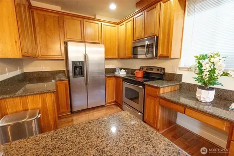 10727 SE 242nd Street Kent WA 98030