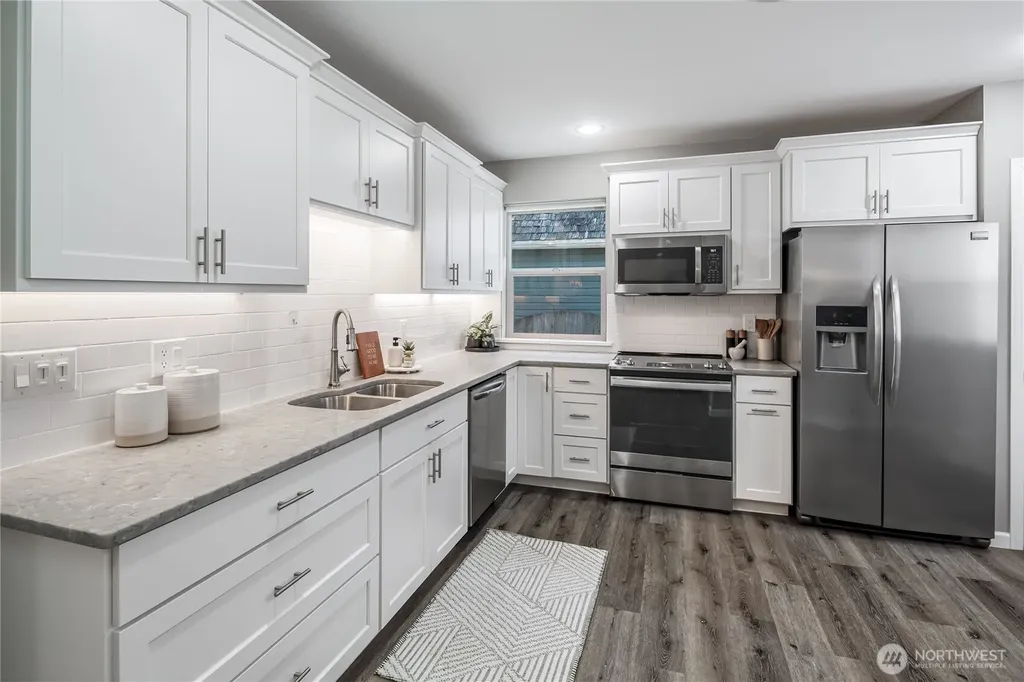 407 N Gifford Avenue Arlington WA 98223
