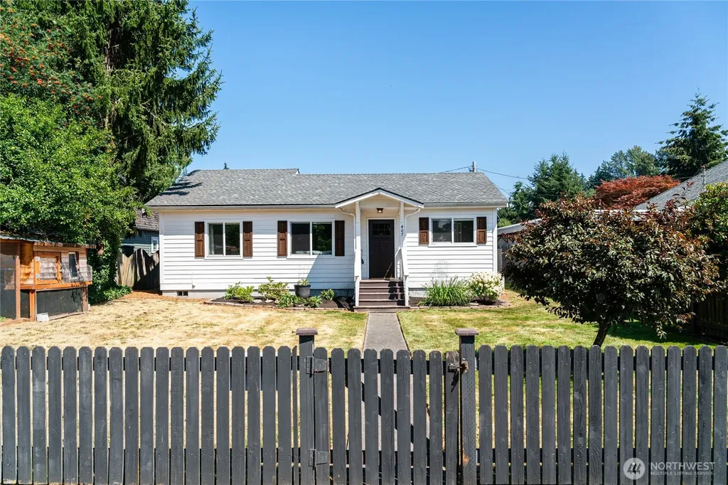 407 N Gifford Avenue Arlington WA 98223