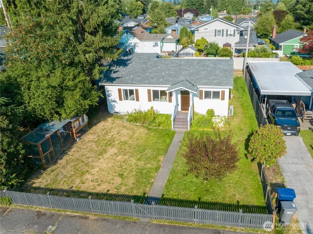 407 N Gifford Avenue Arlington WA 98223