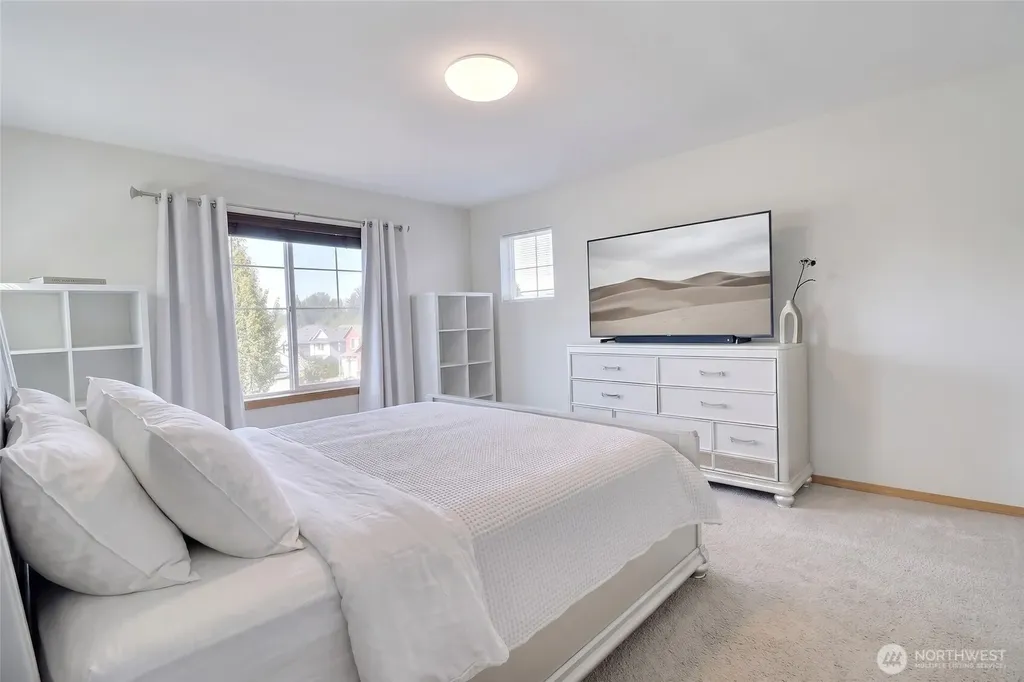 9619 S 237th Place Kent WA 98031