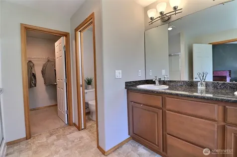 9619 S 237th Place Kent WA 98031