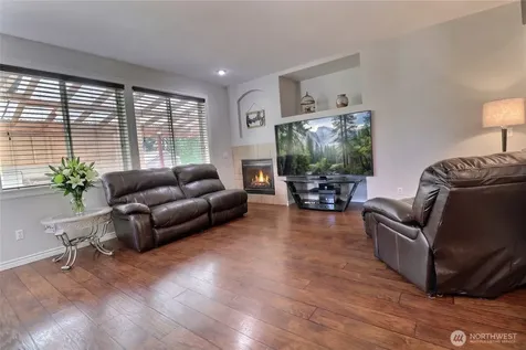 9619 S 237th Place Kent WA 98031