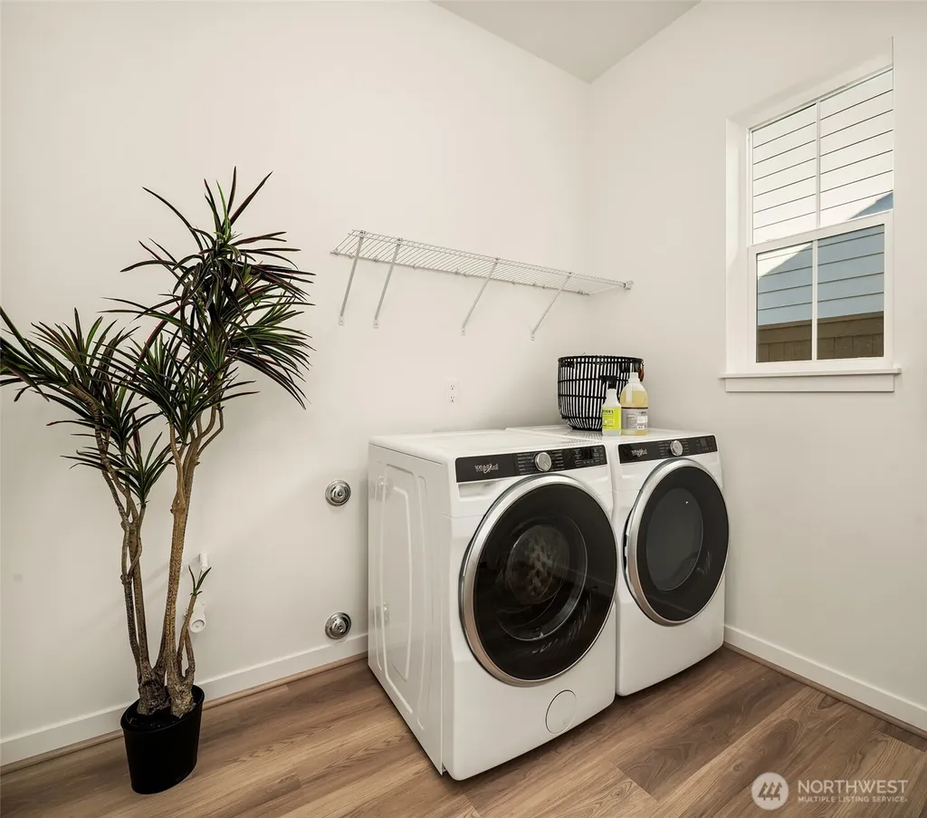 34086 Buckeye Avenue SE Black Diamond WA 98010